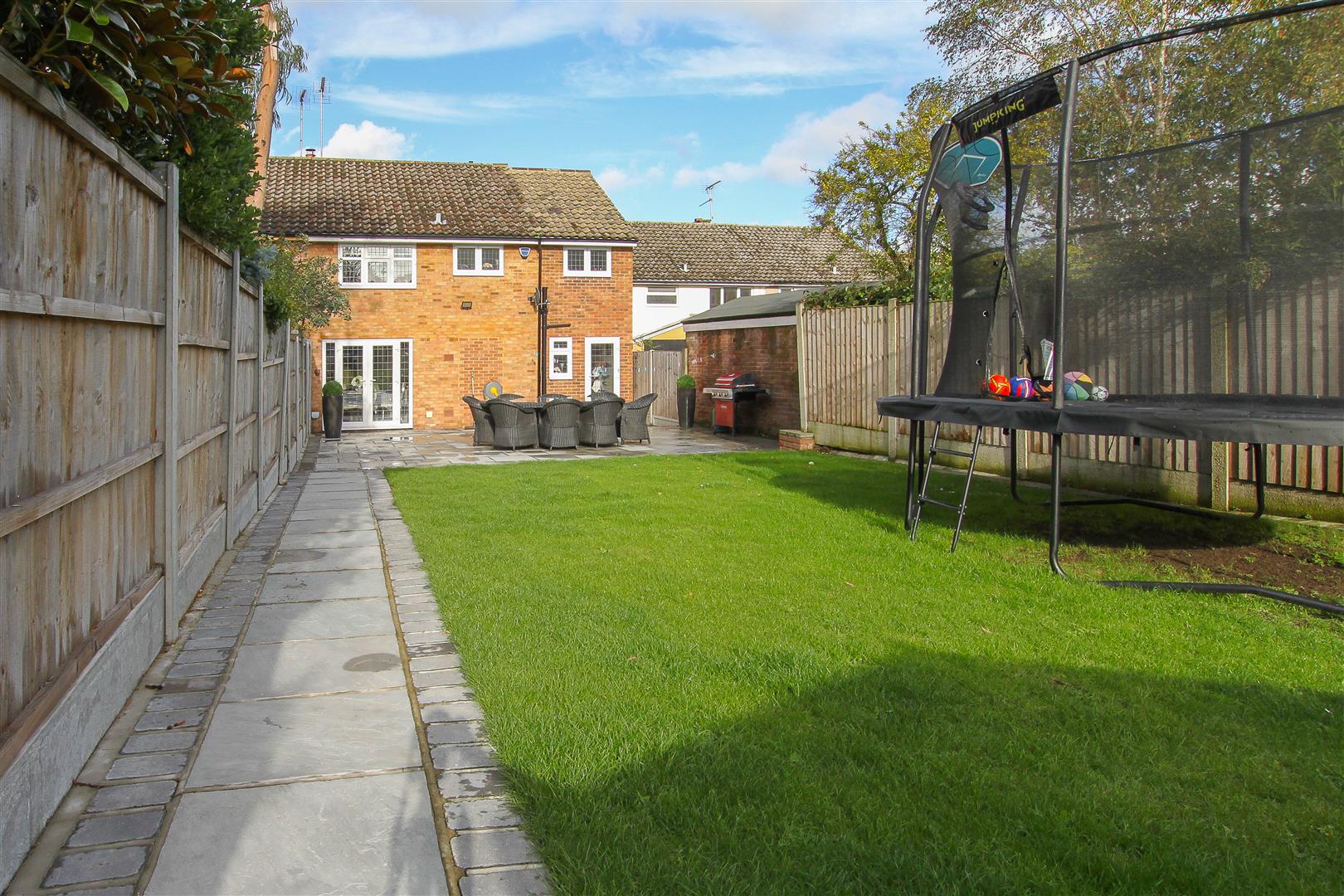 Barn Mead, Doddinghurst, Brentwood Keith Ashton